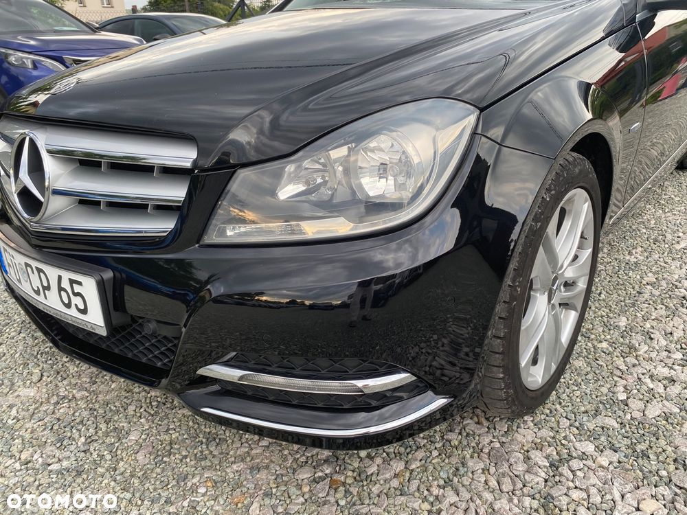 Mercedes-Benz Klasa C 180 CGI Automatik BlueEFFICIENCY Avantgarde - 9