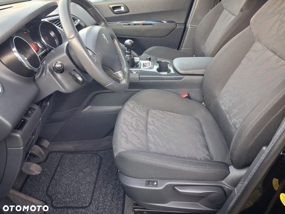 Peugeot 3008 1.6 HDi Premium - 21