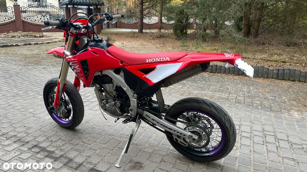 Honda CRF - 4