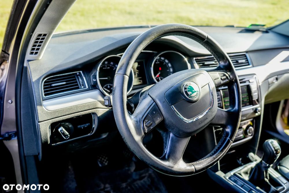 Škoda Superb - 10