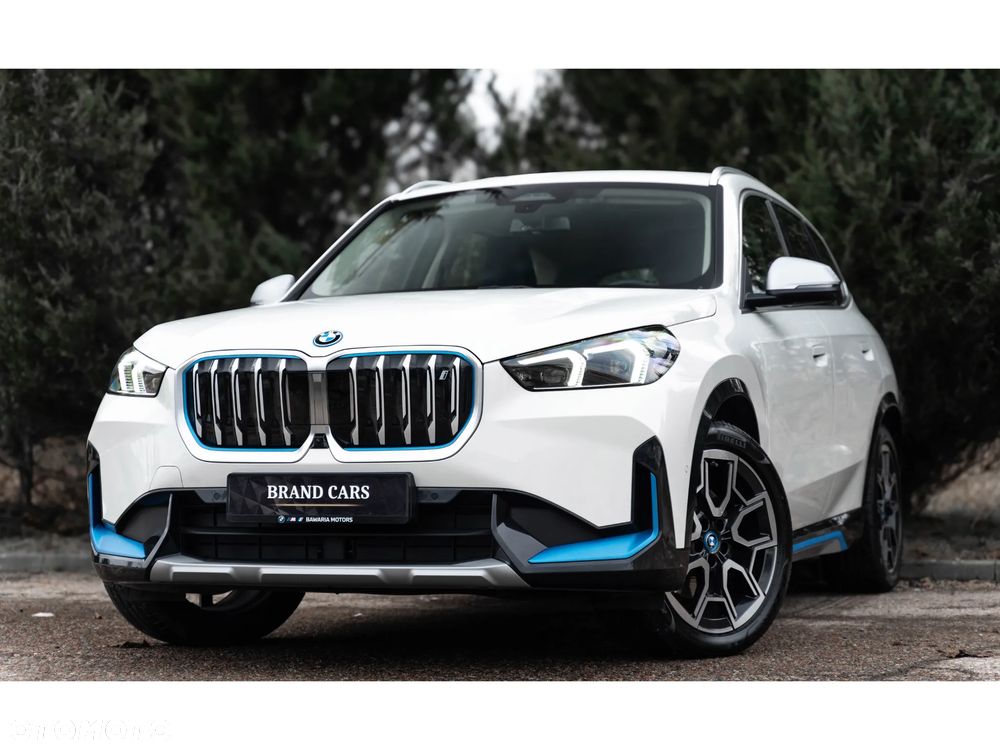 BMW Ix1