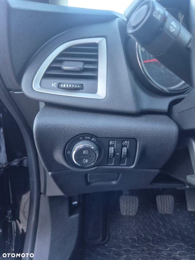 Opel Astra 1.4 ecoFLEX - 28