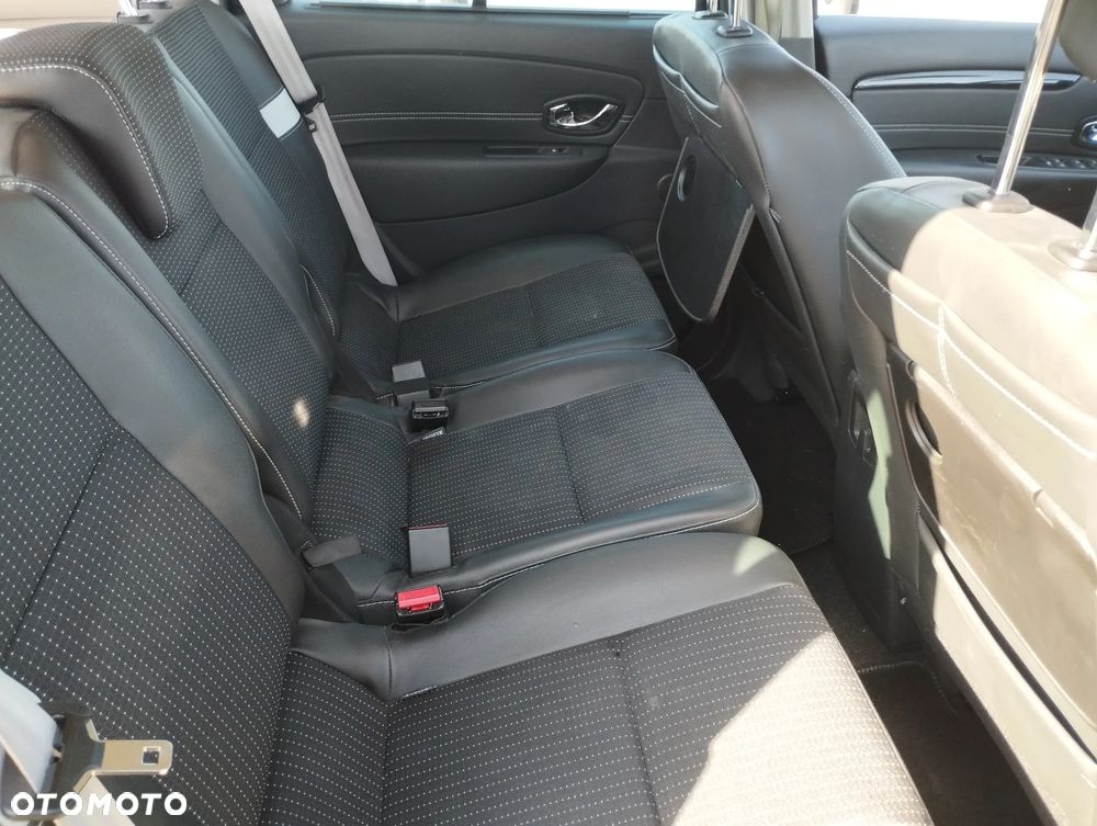 Renault Scenic TCe 130 Bose Edition - 22