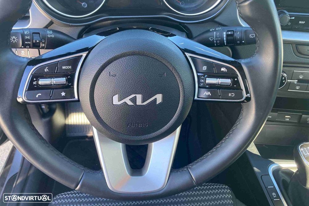 Kia XCeed 1.0 T-GDI Dynamic - 21