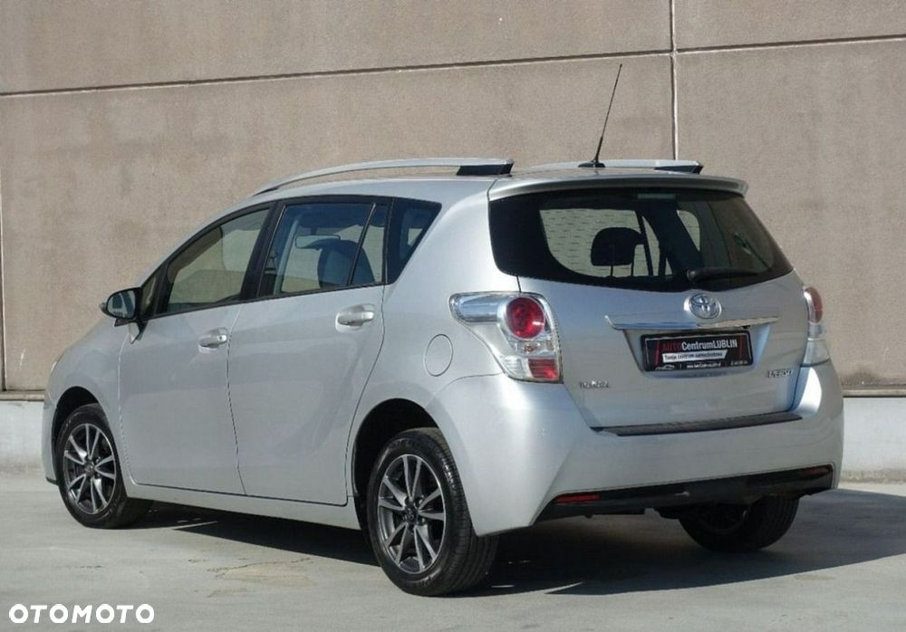 Toyota Verso - 9