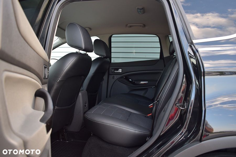 Ford Kuga 2.0 TDCi 2x4 Titanium - 8