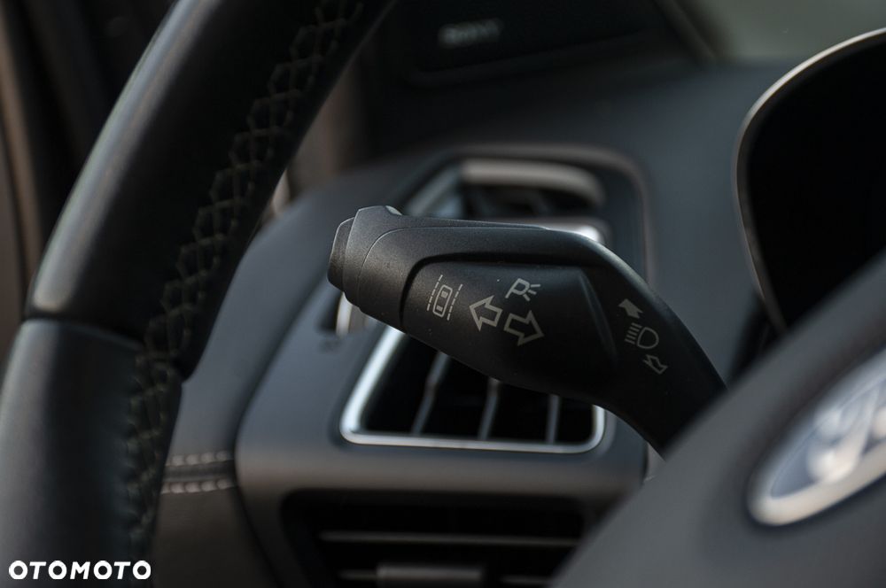 Ford Kuga 2.0 EcoBoost 4x4 ST-Line - 26