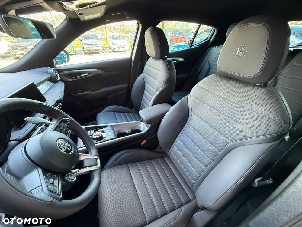 Alfa Romeo Tonale - 12