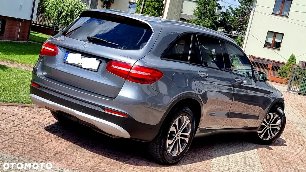 Mercedes-Benz GLC - 13