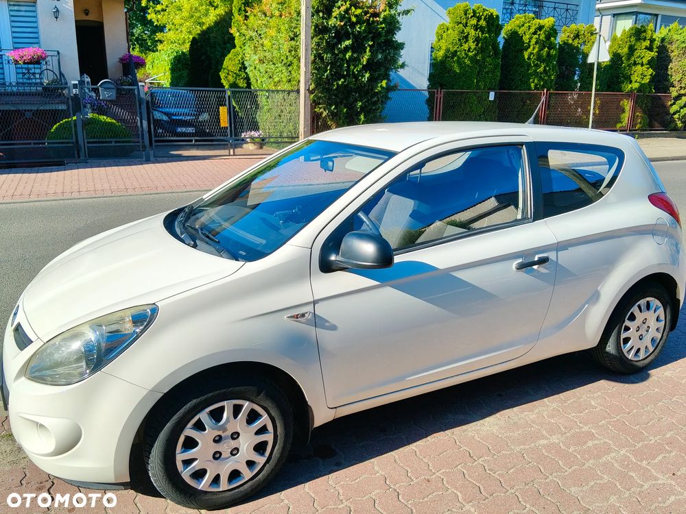 Hyundai i20 - 8