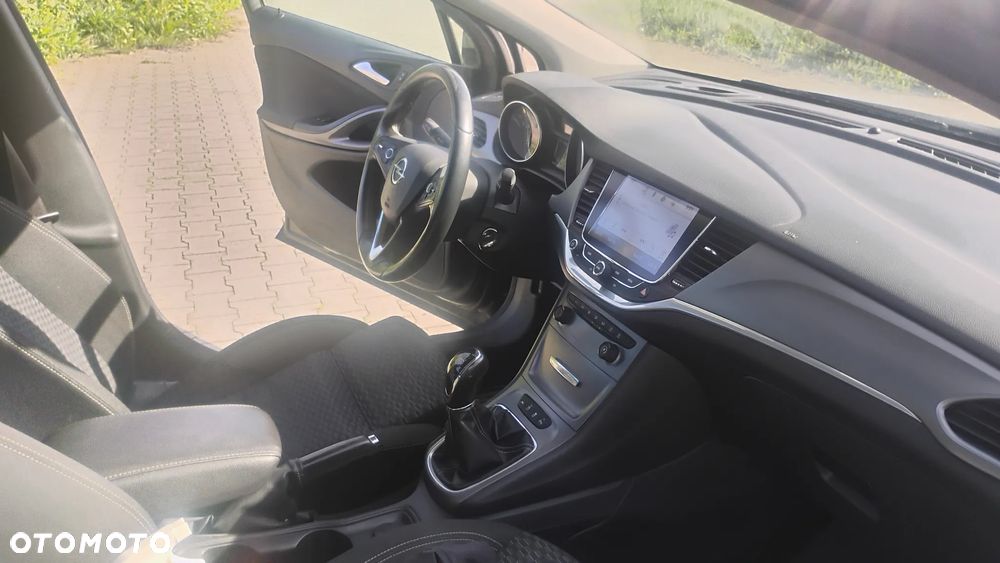 Opel Astra 1.6 CDTI Sport - 25