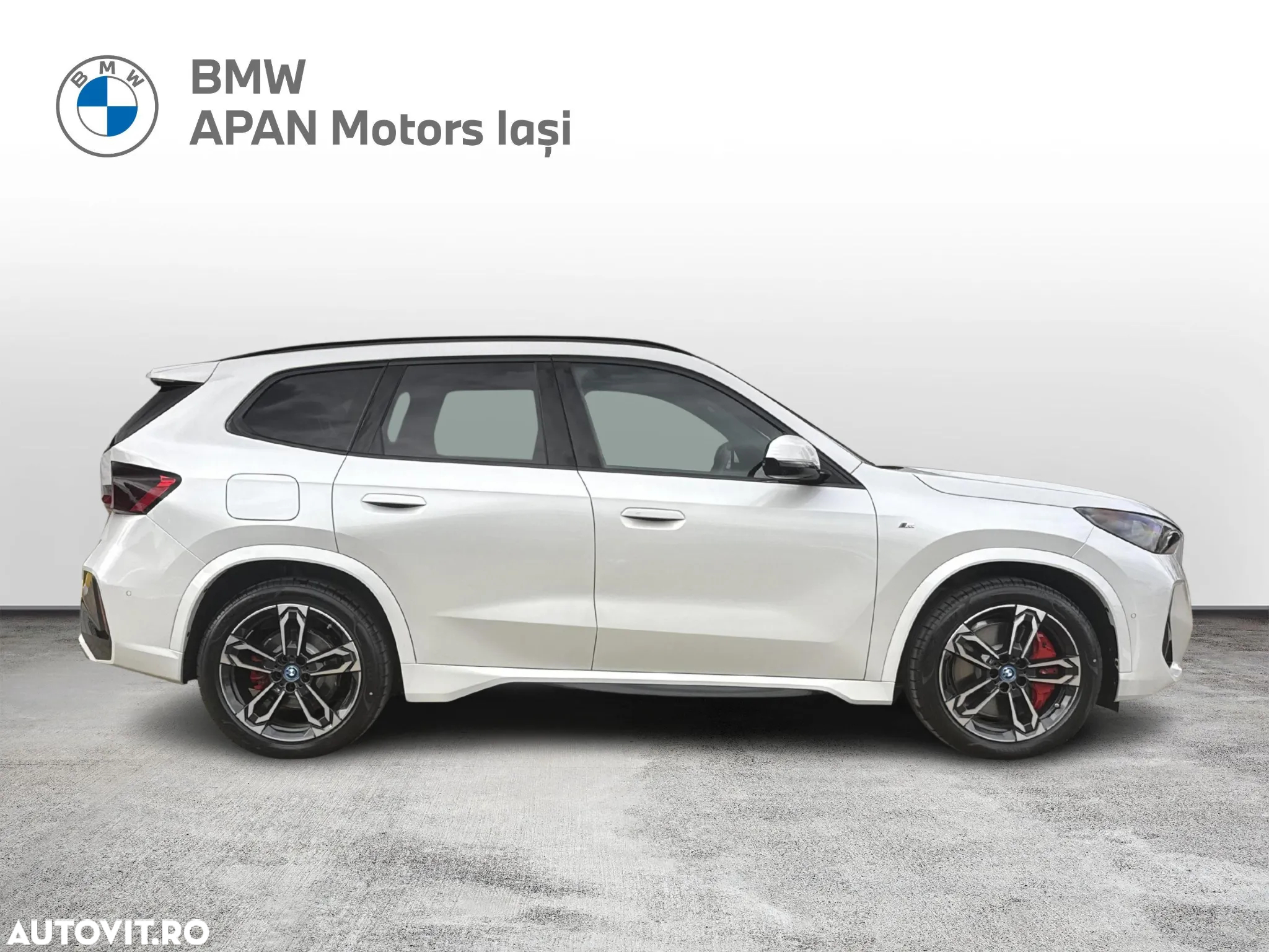 BMW iX1 xDrive30 - 5