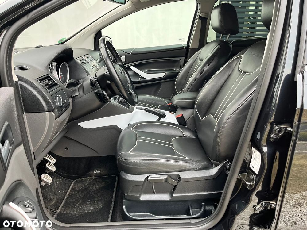 Ford Kuga 2.0 TDCi 4x4 Individual - 28