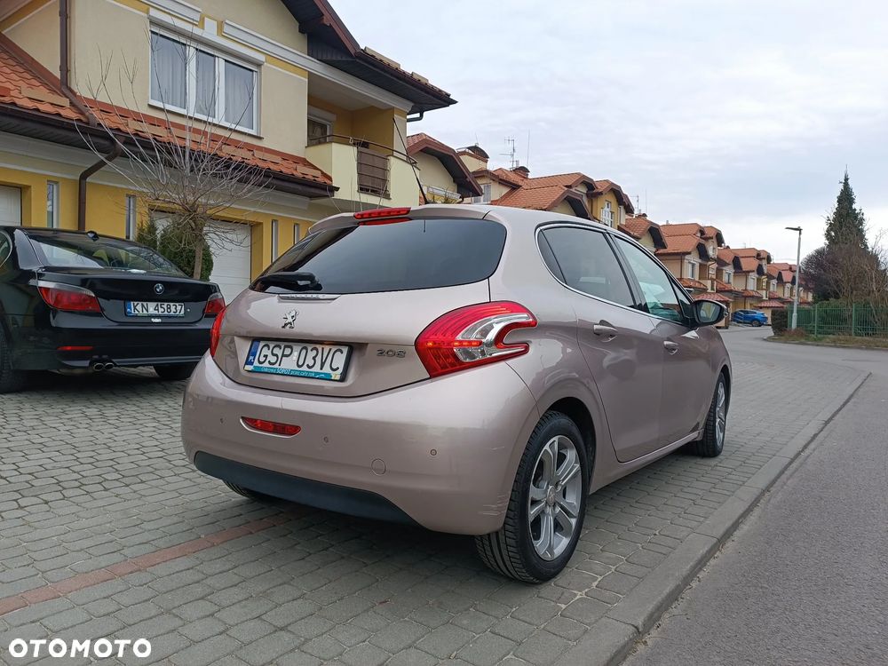 Peugeot 208 1.4 VTi Allure - 3