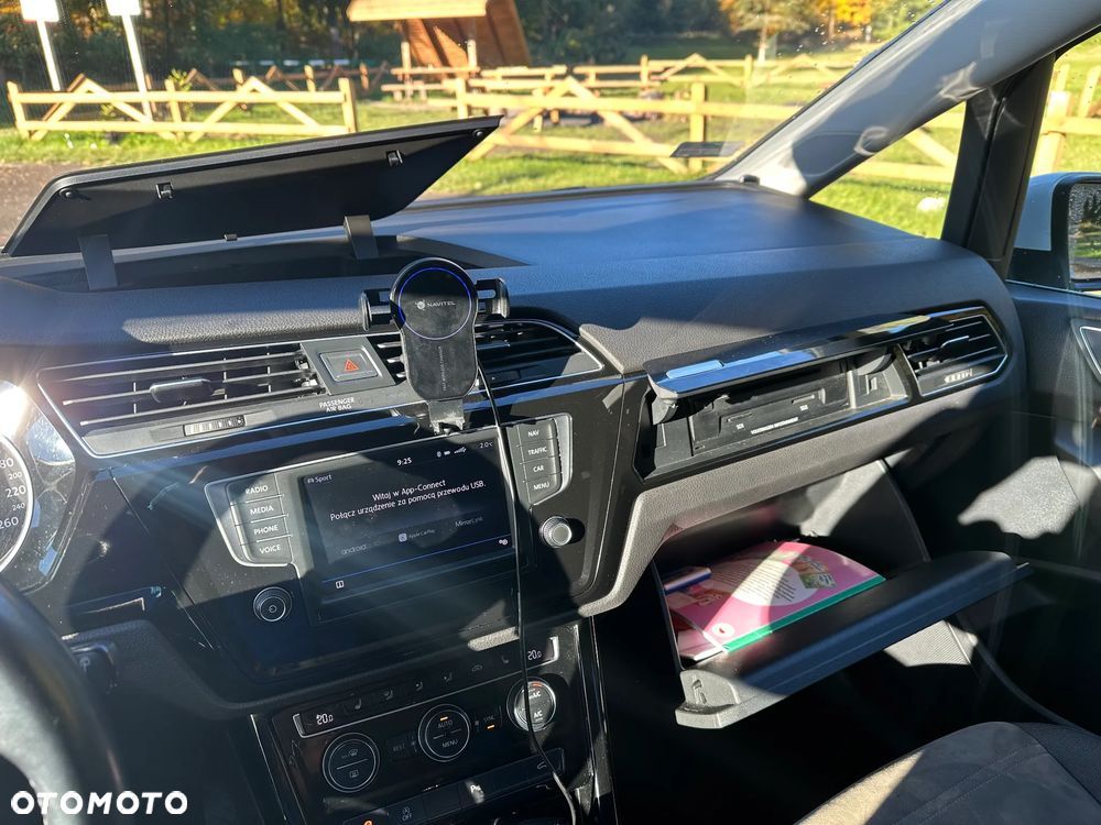 Volkswagen Touran 1.8 TSI BMT Highline DSG - 25