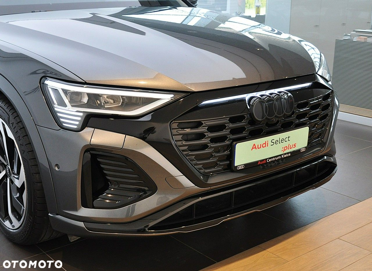 Audi Q8 - 9