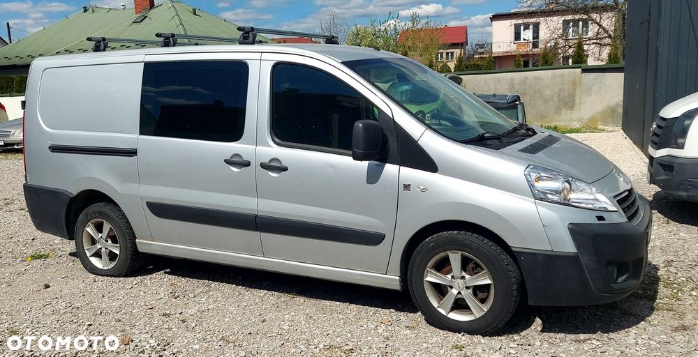 Peugeot Expert - 8