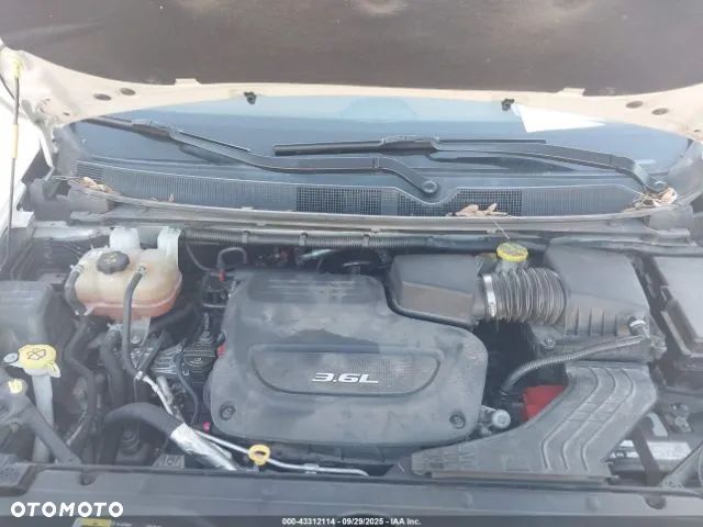 Chrysler Pacifica - 13