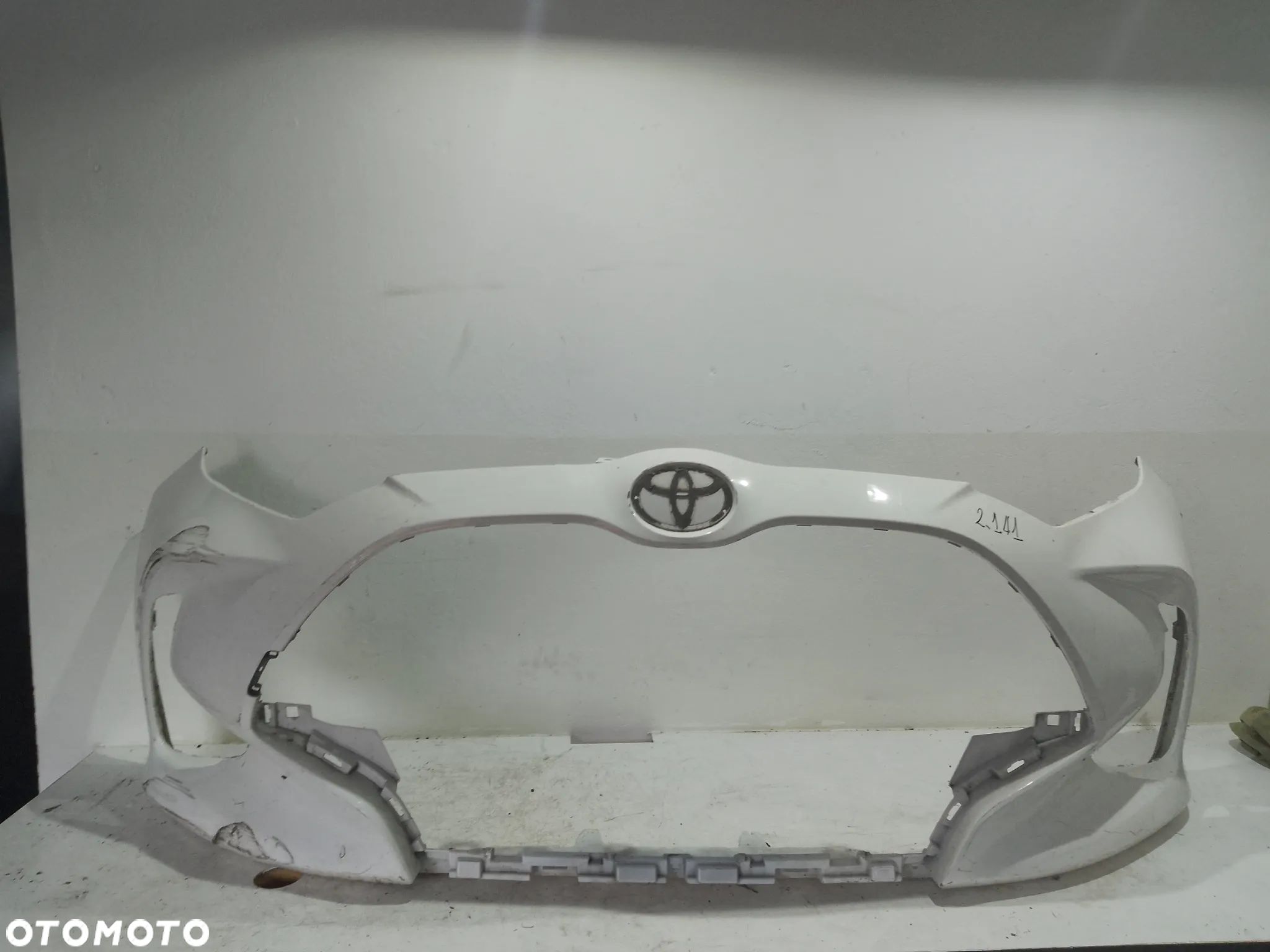 Toyota Yaris IV 2020–2023 – Zderzak przedni przedni (biały) - 1
