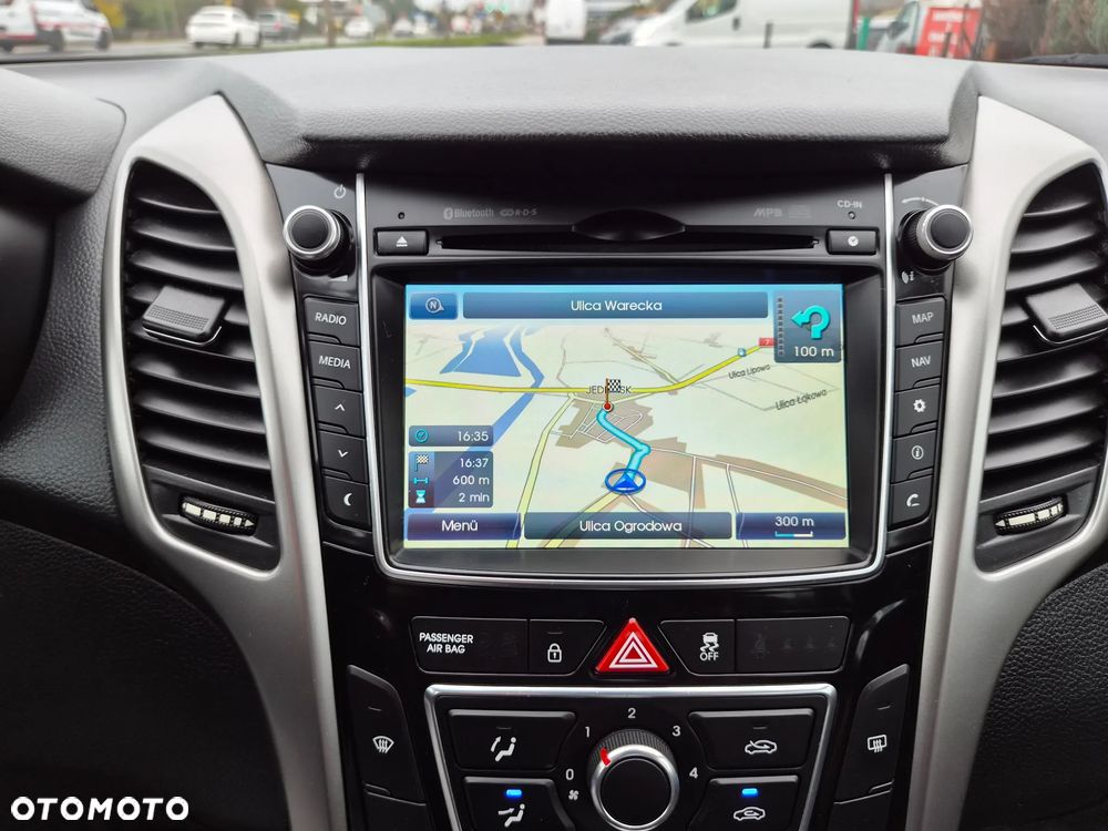 Hyundai i30 1.4 Fifa World Cup Edition - 19