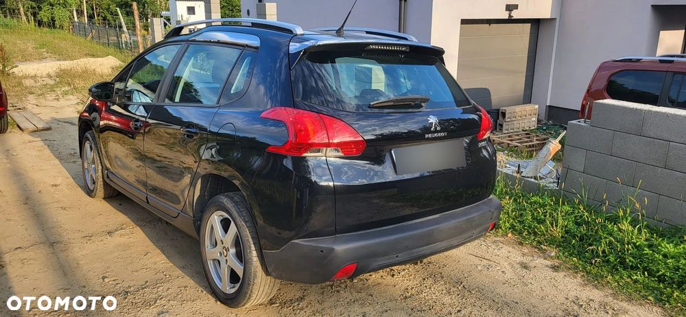Peugeot 2008 PureTech 82 Style - 4