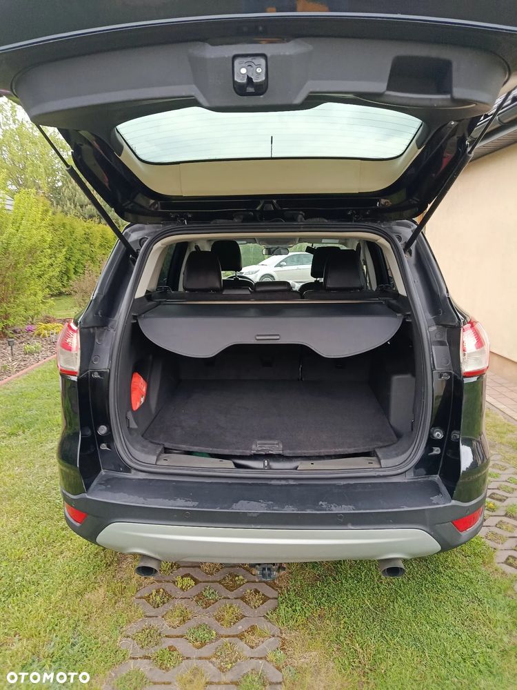 Ford Escape 2.0 EcoBoost AWD Titanium - 4