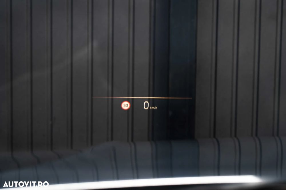 BMW Seria 3 320e Aut. M Sport - 28