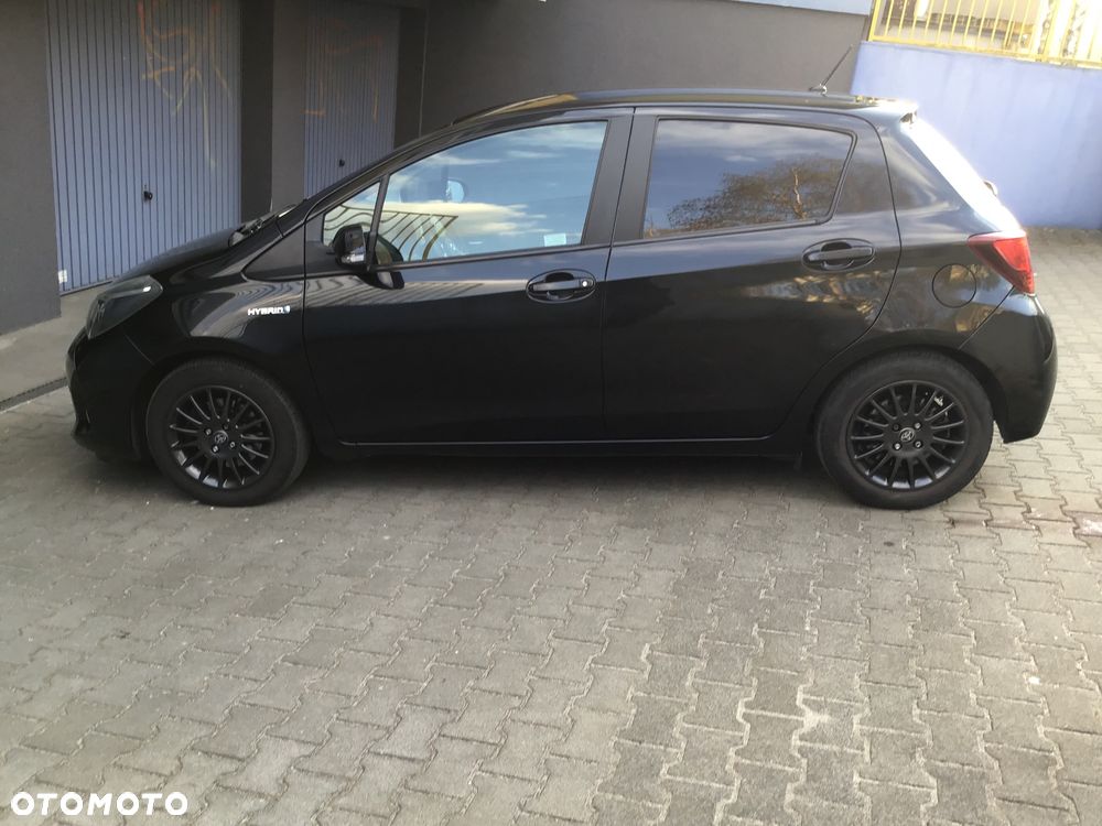 Toyota Yaris Hybrid 100 Premium EU6 - 4