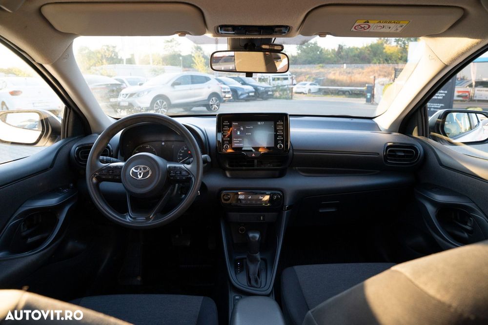 Toyota Yaris 1.5 VVT-i HSD Eco - 9