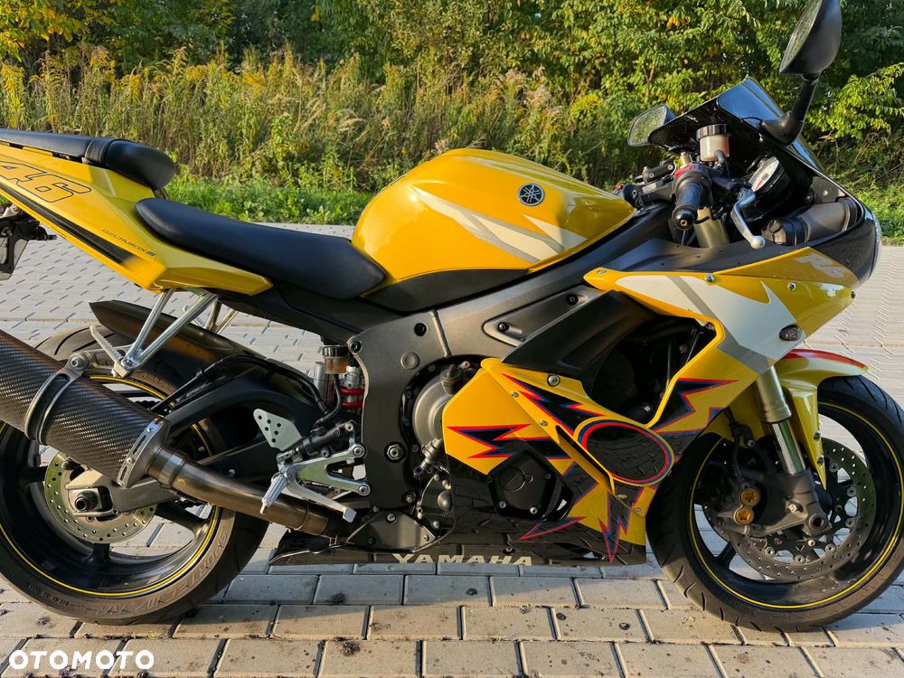 Yamaha R6 - 3