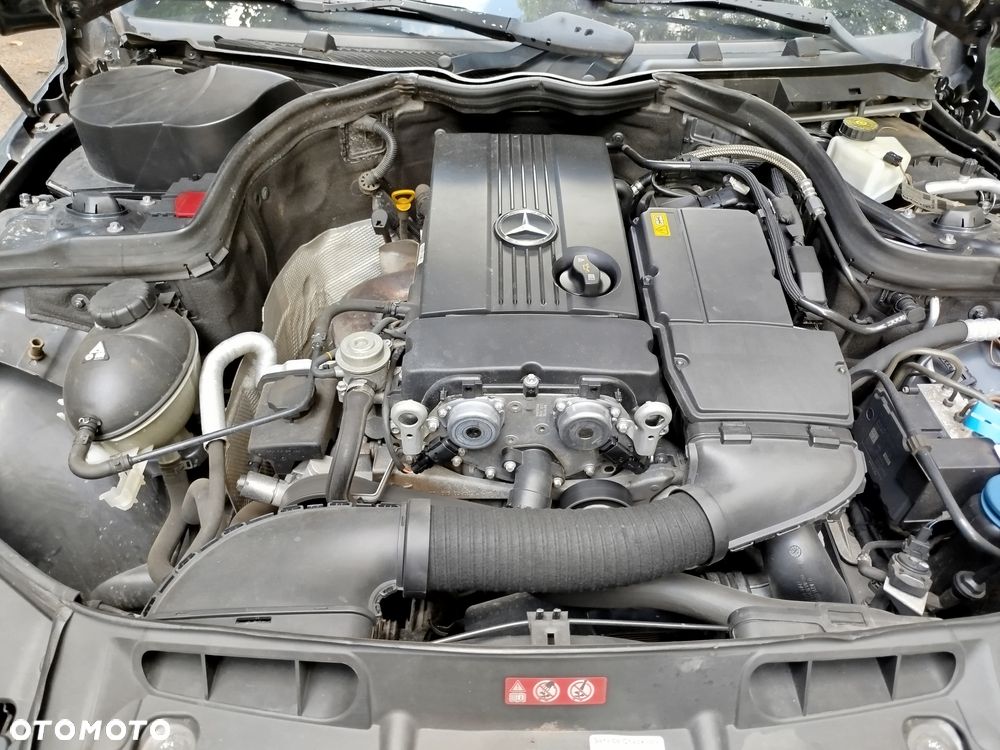Mercedes-Benz Klasa C 180 Kompressor Automatik BlueEFFICIENCY Avantgarde - 14