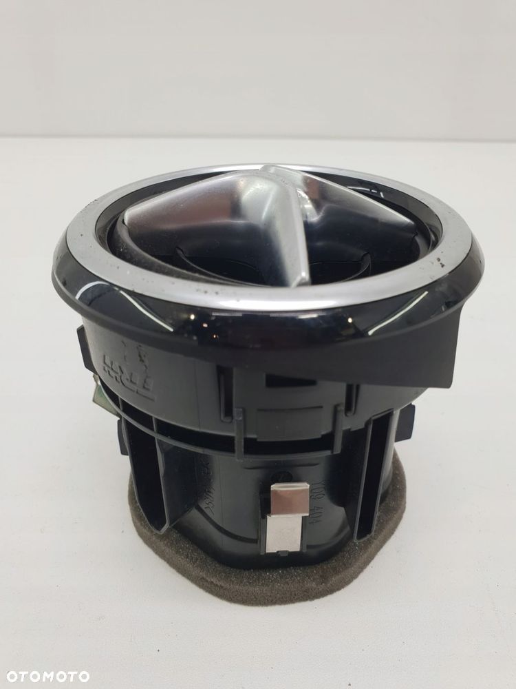 MERCEDES W246 KRATKA NAWIEWU A2468300554 - 2