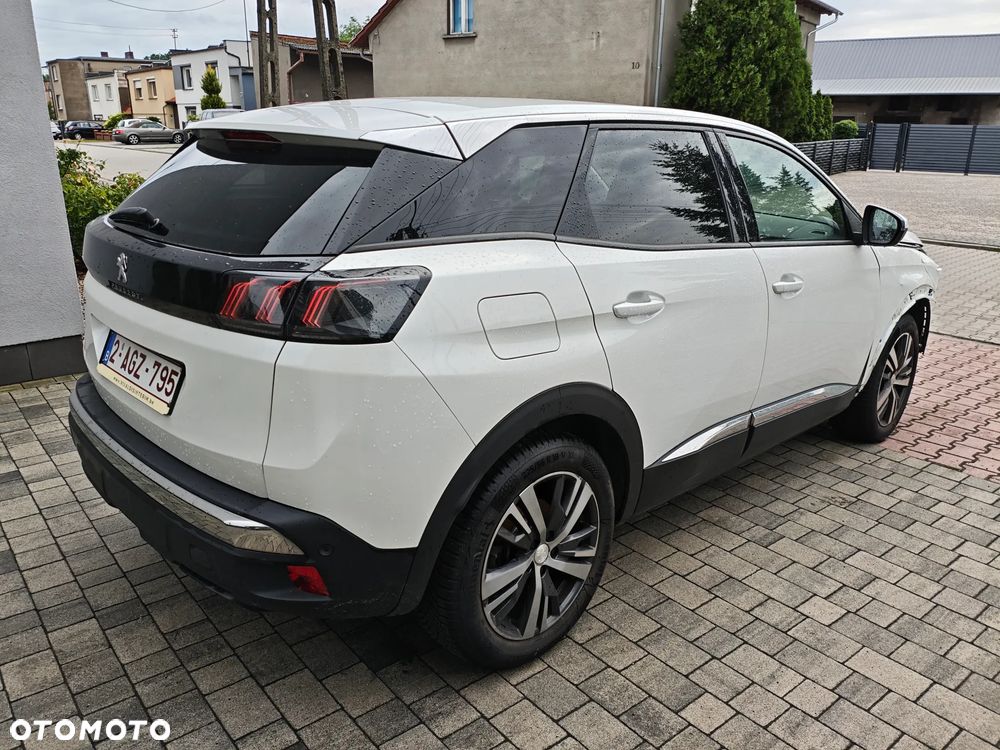 Peugeot 3008 PureTech 130 Stop & Start GPF Allure - 8
