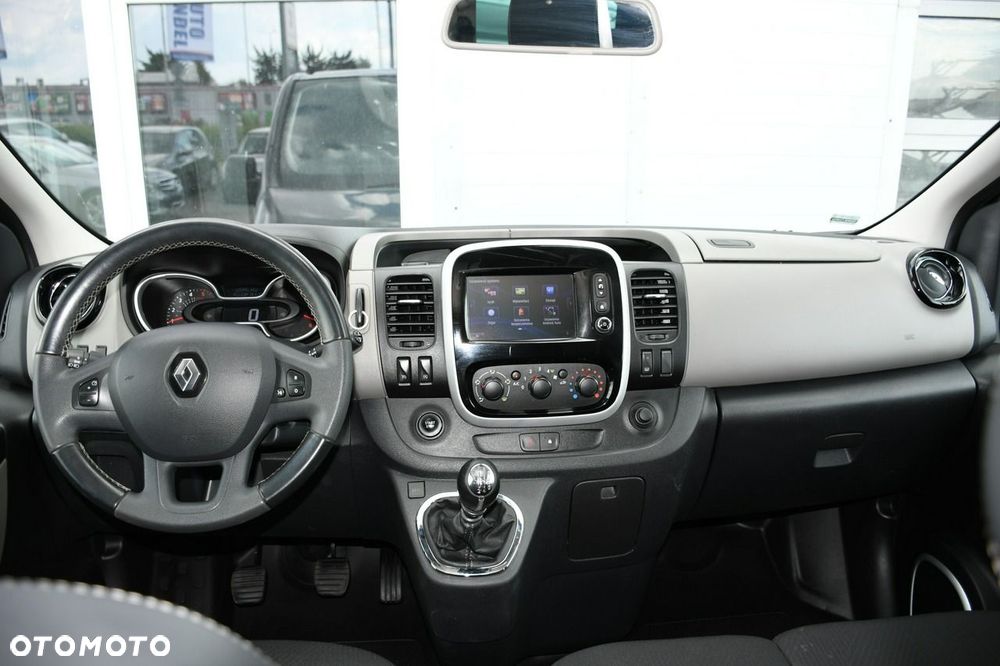 Renault Trafic - 11