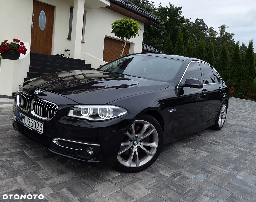 BMW Seria 5 535i xDrive Luxury Line - 2