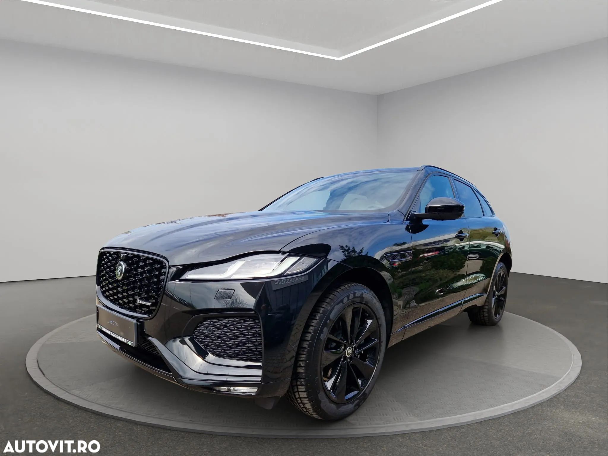 Jaguar F-Pace D200 AWD R-Dynamic SE - 1