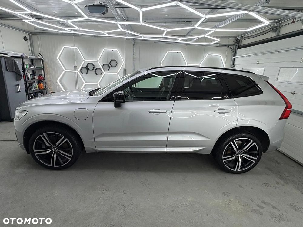 Volvo XC 60 T8 Plug-In Hybrid AWD R-Design - 5