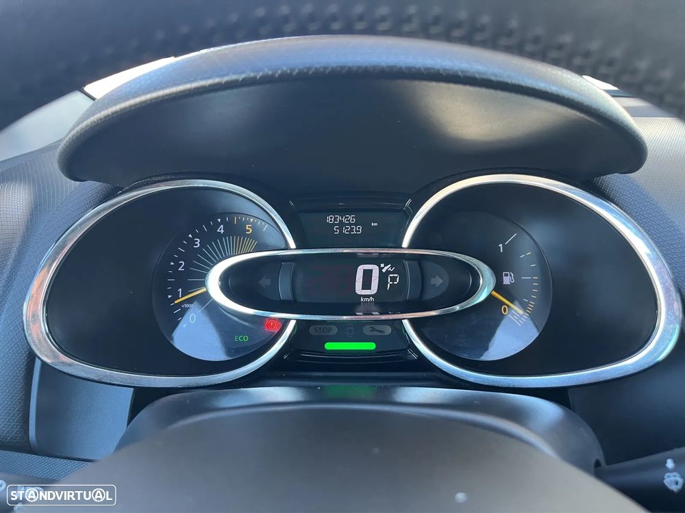 Renault Clio 1.5 dCi Limited EDC - 9