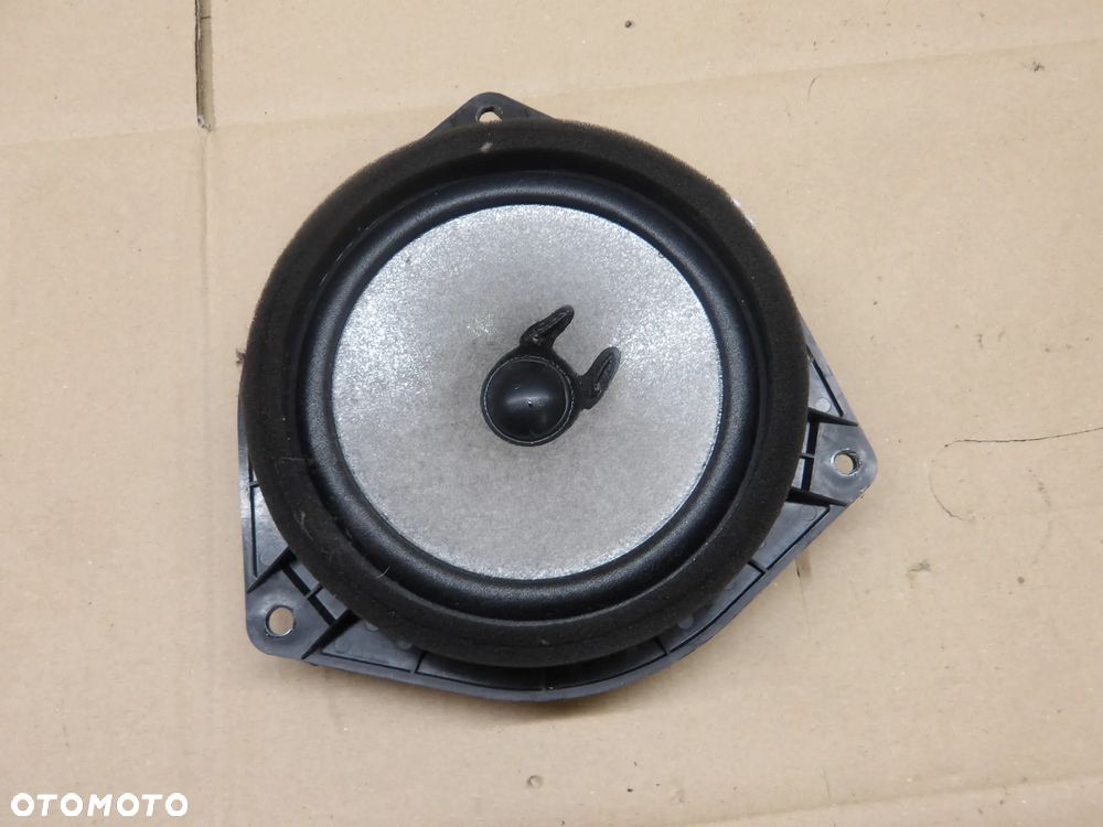 TOYOTA COROLLA VERSO 2.2D GŁOŚNIK PRAWY LEWY PRZÓD TYŁ 86160-0F020 - 2