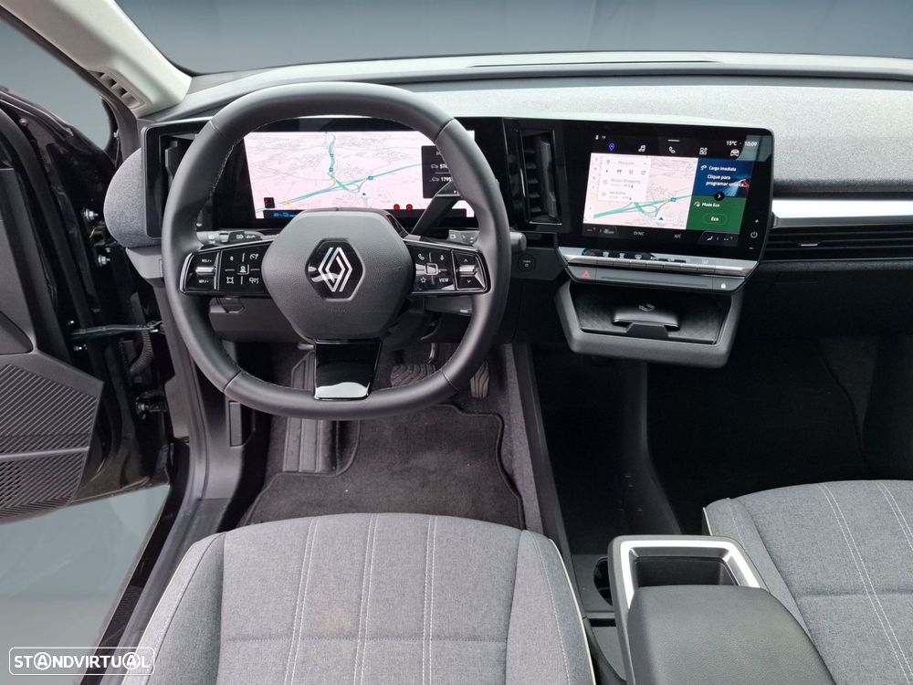 Renault Mégane E-Tech - 13