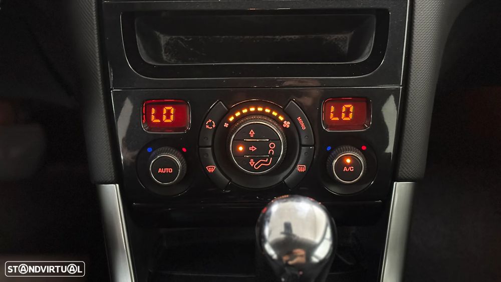 Peugeot 308 e-HDi FAP 110 Stop&Start ESG6 Allure - 27