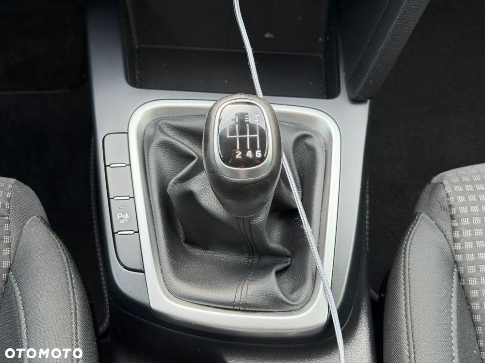 Kia Ceed 1.4 L Business Line Plus - 19