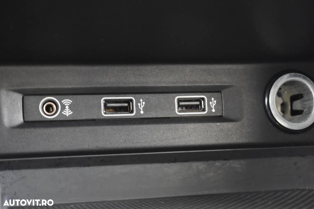 Volkswagen Tiguan 2.0 TDI SCR 4MOTION (BlueMotion Techn.) DSG Comfortline - 30