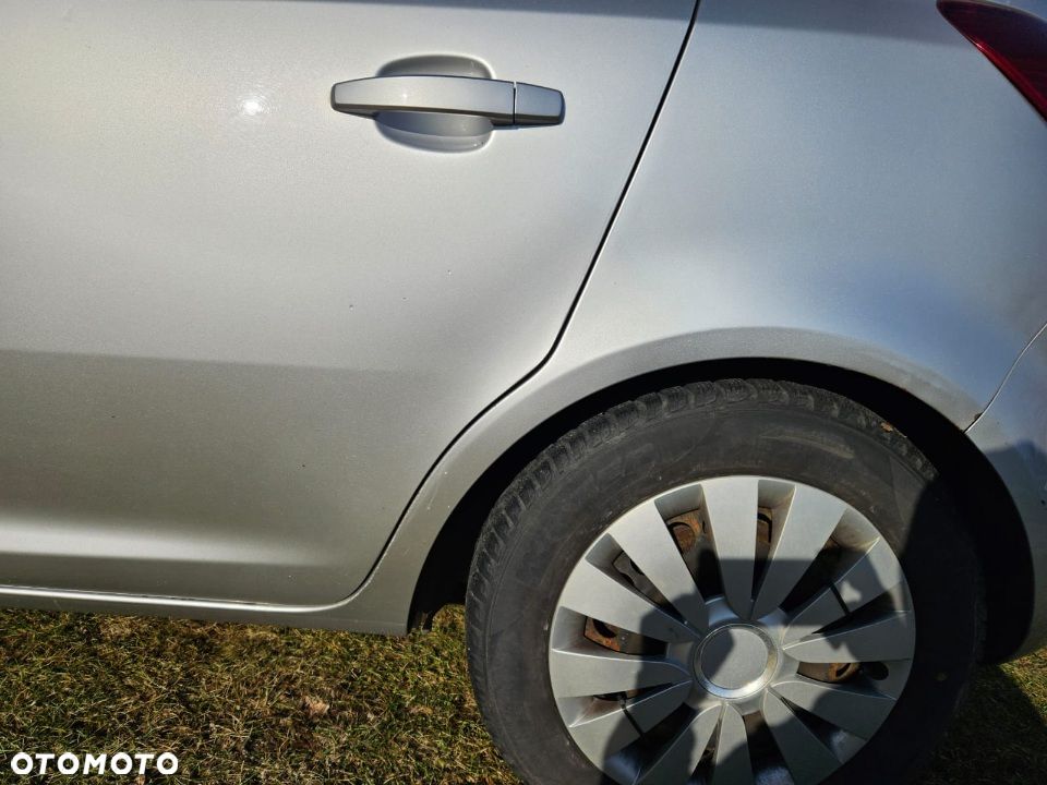Opel Corsa 1.4 16V Enjoy - 8