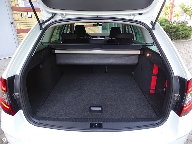 Skoda Octavia 2.0 TDI Clever - 9