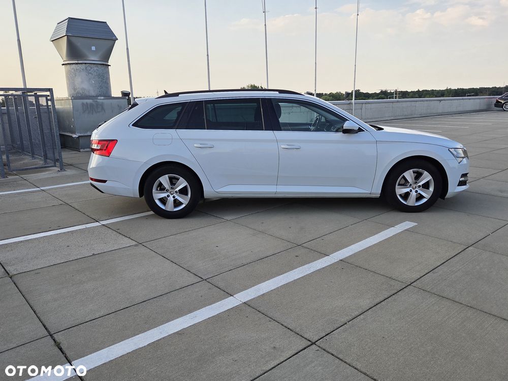 Skoda Superb 2.0 TDI SCR Ambition DSG - 6