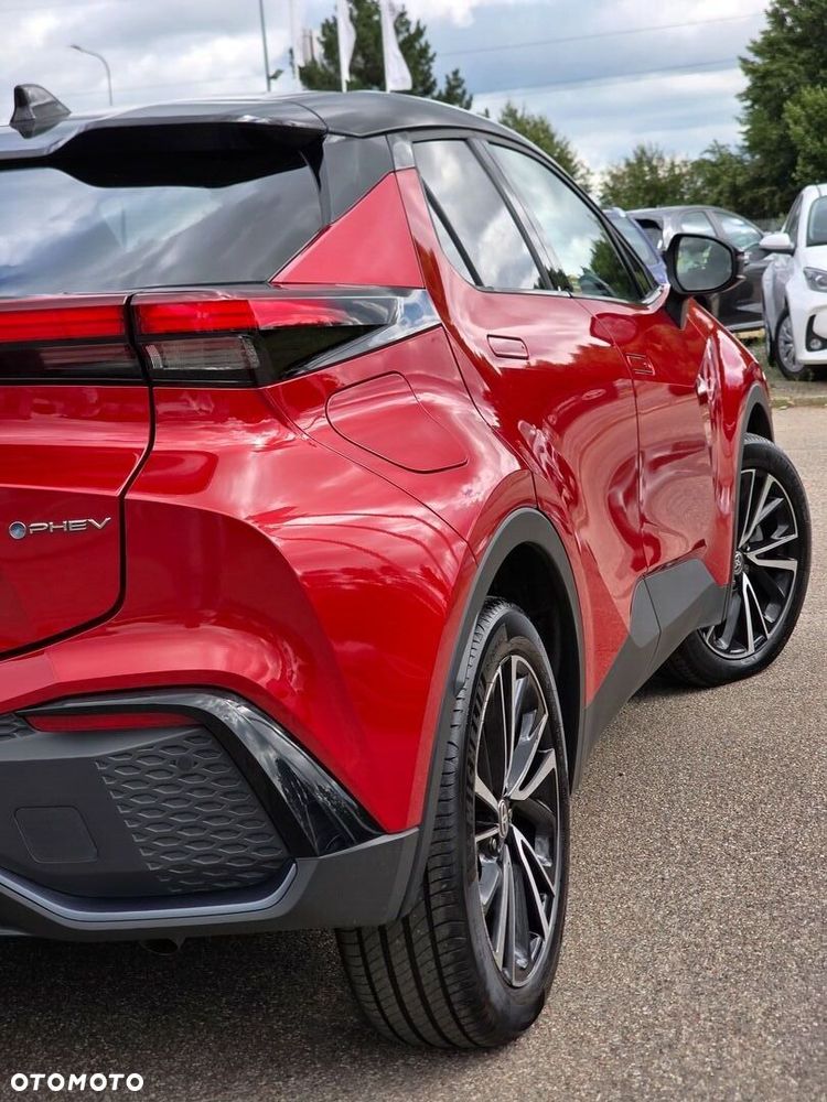 Toyota C-HR 2.0 PHEV Dynamic Force Executive - 10