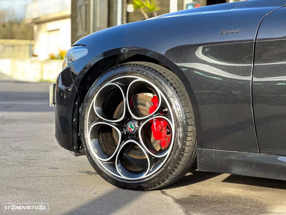 Alfa Romeo Giulia 2.2 D Sprint AT8 - 8