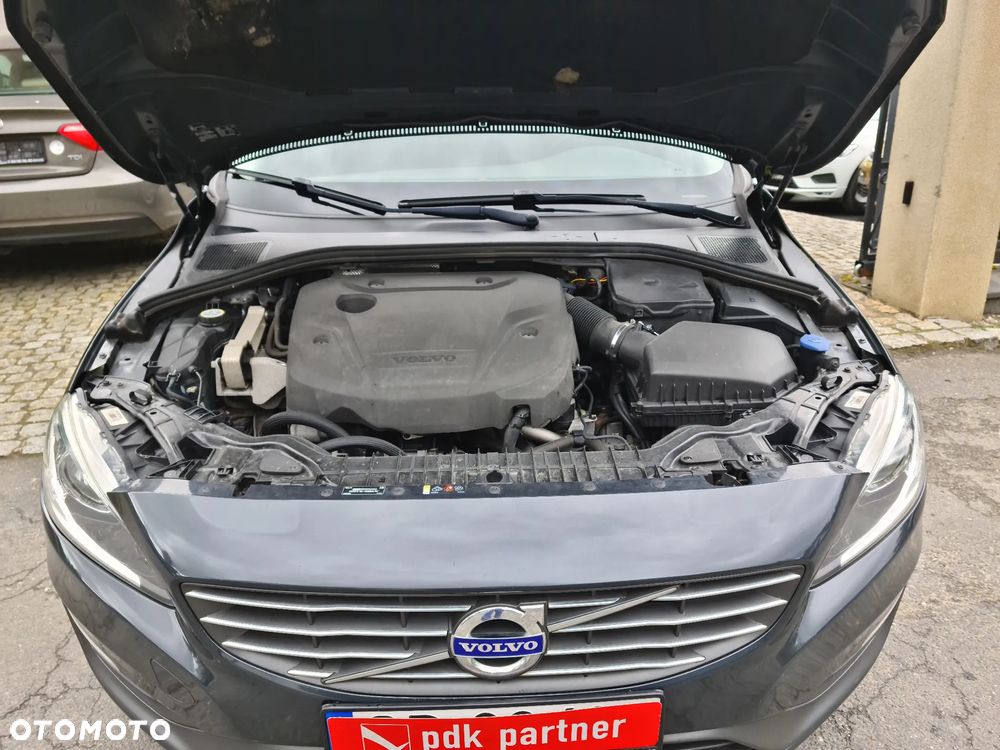 Volvo S60 D3 Momentum - 40