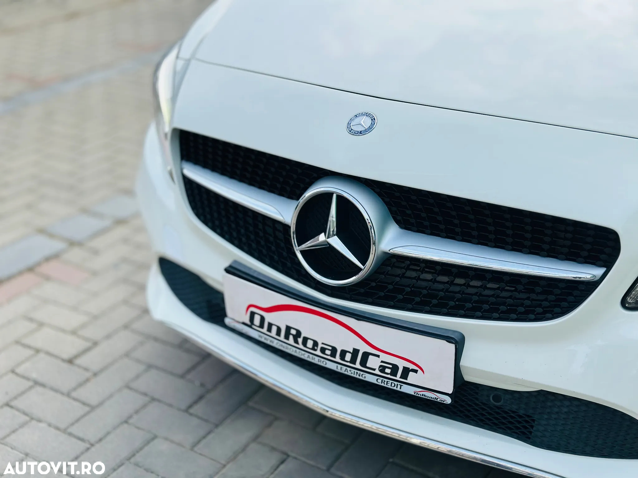 Mercedes-Benz A 180 (BlueEFFICIENCY) 7G-DCT Urban - 35